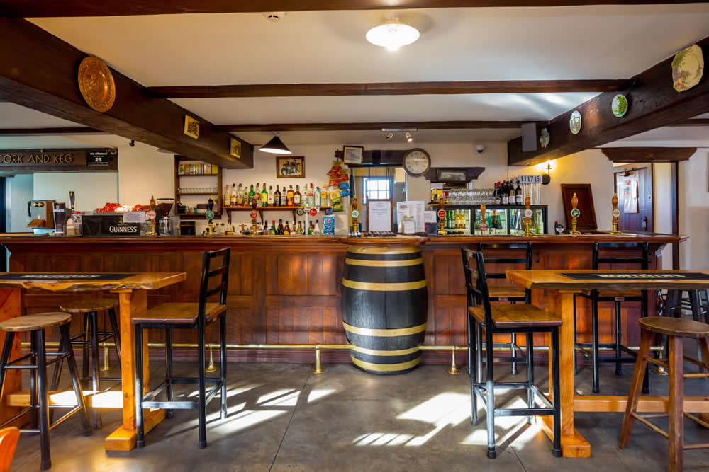 About Us » English Pub and Restaurant at Cork & Keg in Renwick