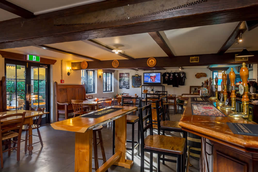 About Us » English Pub and Restaurant at Cork & Keg in Renwick